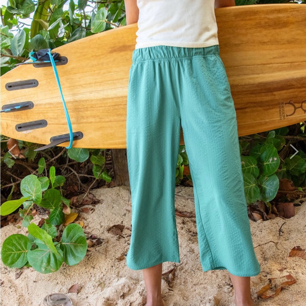 Title Nine Slaycation Wide Leg Cropped Pants